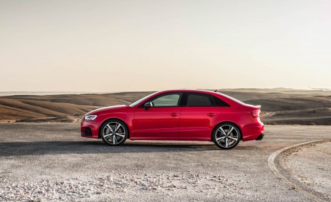 2017-Audi-RS3-113